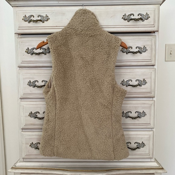 Patagonia Los Gatos Fleece Vest - Picture 5 of 8